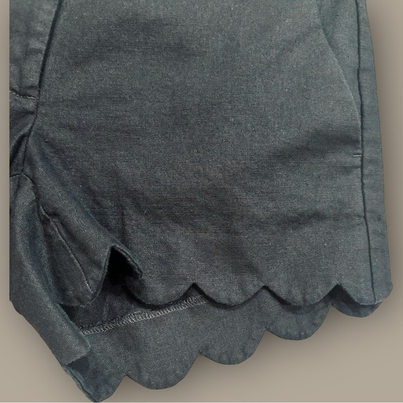 J. Crew ‘4” Linen-Cotton Scalloped Hem Short’ in Black Size 0 - Picture 12 of 16